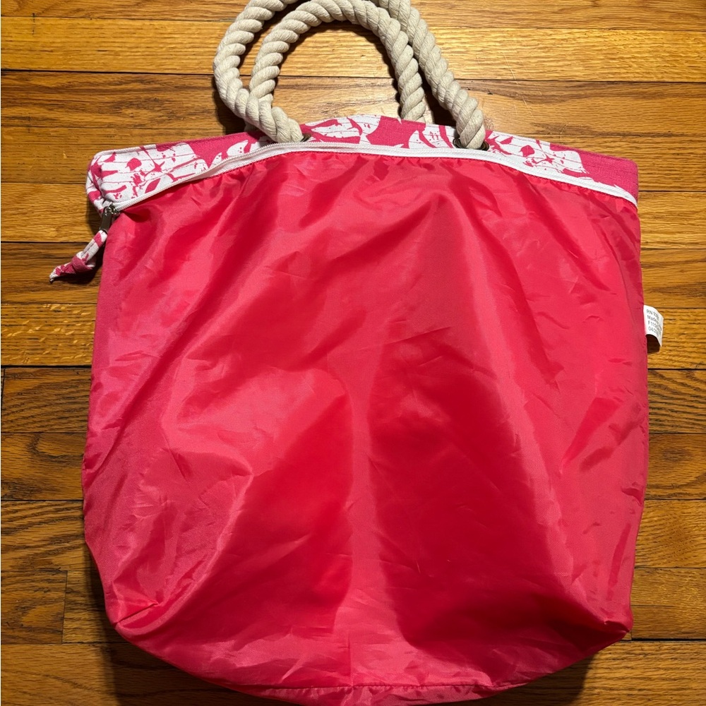 Pink and White Leaf Print Tote Bag - Picture 5 of 10